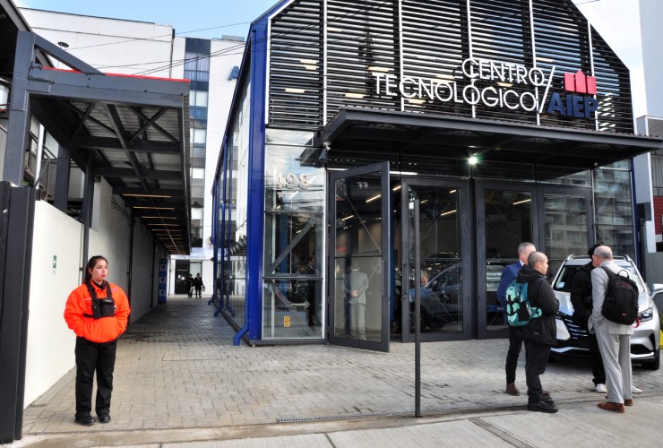 AIEP inauguró moderno Centro Tecnológico